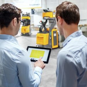 logistics-interface-operation-people-with-tablet-and-fts-mam-45483-jpg